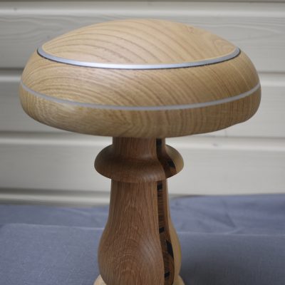 Champignon N°03 Chêne, Tech façon pont bateau, Alu, plexiglas sur socle en Hévéa