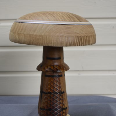 Champignon N°05 Chêne, Alu, Tech façon pont bateau, plexiglas, résine époxy, alu en nid d'abeille, Wengé sur socle en Hévéa